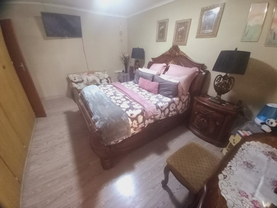 5 Bedroom Property for Sale in Vaalpark Free State